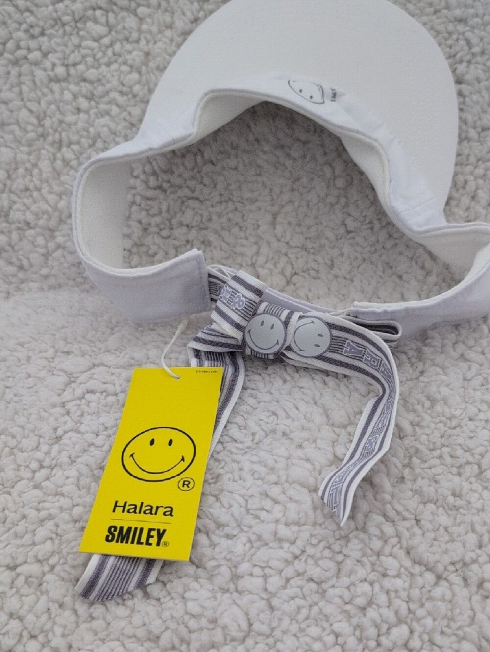 Smiley Visor - White Sun Visor - Picture 4 of 6